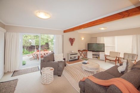 Photo of property in 25 Cranwell Street, Churton Park, Wellington, 6037