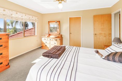 Photo of property in 98 Totara Drive, Pukete, Hamilton, 3200