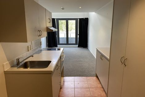 Photo of property in 11b/30 Westward Ho, Glen Eden, Auckland, 0602