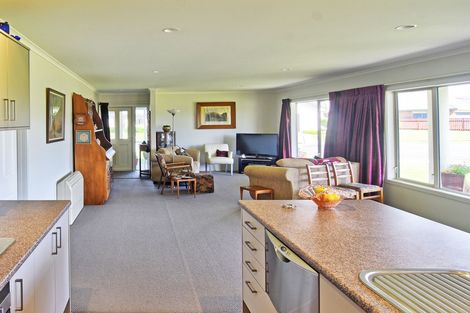 Photo of property in 11 Norris Way, Masterton, 5810