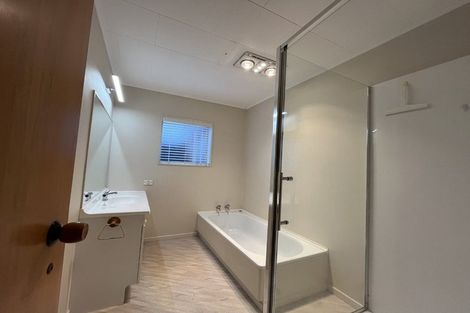 Photo of property in 50b Karina Road, Merrilands, New Plymouth, 4312