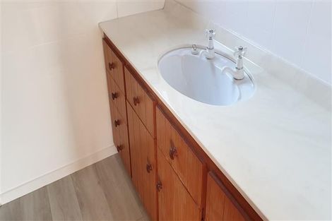 Photo of property in 152 Beacon Point Road, Wanaka, 9305