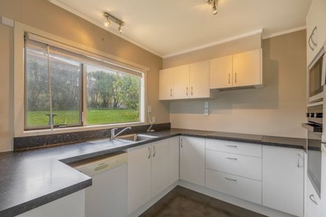 Photo of property in 52 Waverley Street, Waipawa, 4210