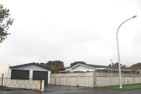 Photo of property in 1 Clifton Drive, Waitara, 4320