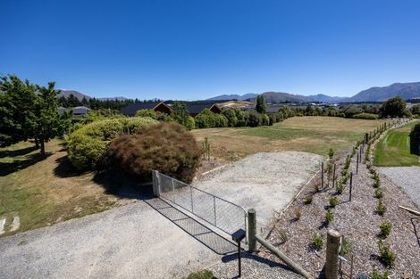 Photo of property in 3 Nokomai Street, Wanaka, 9305