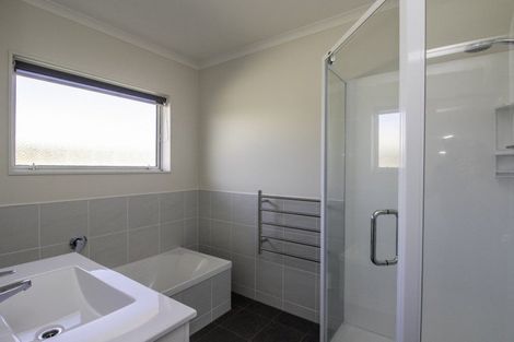 Photo of property in 24 Ohinemuri Place, Paeroa, 3600