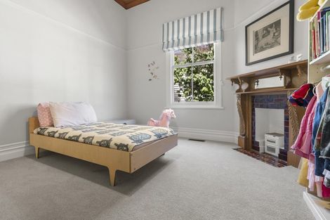 Photo of property in 13 Herne Bay Road, Herne Bay, Auckland, 1011