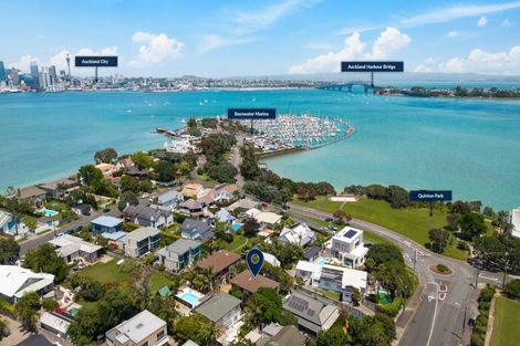 Photo of property in 2/3 Bayswater Avenue, Bayswater, Auckland, 0622