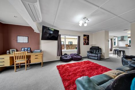Photo of property in 94 Victoria Street, Hawera, 4610