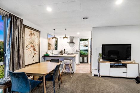 Photo of property in 11 Beauchamp Drive, Massey, Auckland, 0614