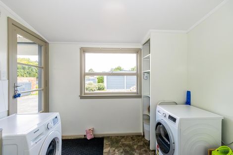 Photo of property in 42 Campbell Street, Geraldine, 7930