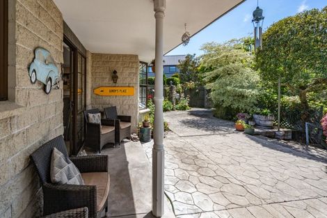 Photo of property in 2/30c Greers Road, Ilam, Christchurch, 8041