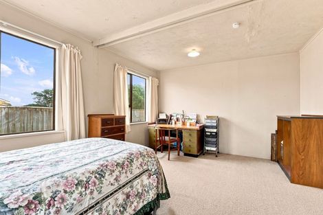 Photo of property in 20 Karewa Street, Castlecliff, Whanganui, 4501