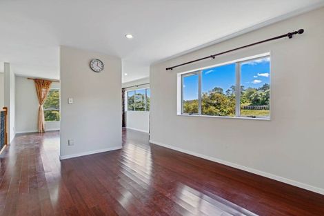 Photo of property in 9 Baker Street, Fairview Heights, Auckland, 0632