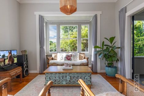 Photo of property in 76 Awaroa Road, Helensville, 0800