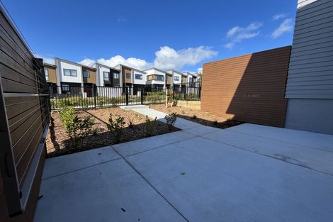 Photo of property in 2/36 Henry Tayler Rise, Wainui, 0932