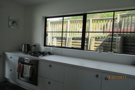 Photo of property in 140 Main Road, Allandale, Lyttelton, 8971