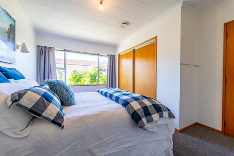 Photo of property in 12 Churchill Place, Waimate, 7924