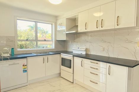 Photo of property in 63 Tiverton Road, Avondale, Auckland, 0600