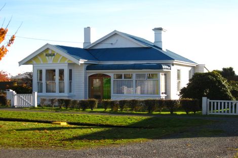 Photo of property in 17 Halton Street, East Gore, Gore, 9710