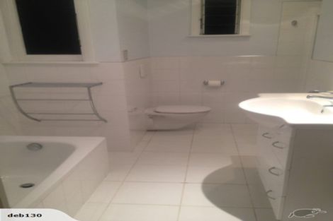 Photo of property in 10 Symonds Street, Onehunga, Auckland, 1061