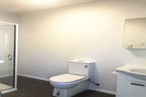 Photo of property in 12-14 Clevedon Road, Papakura, 2110