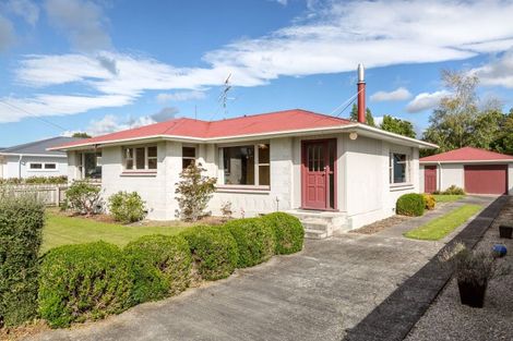 Photo of property in 13 Armstrong Avenue, Carterton, 5713