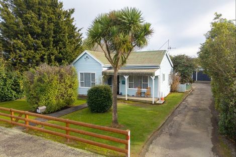 Photo of property in 24 Julia Street, Pahiatua, 4910