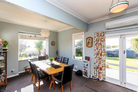 Photo of property in 41a Omata Road, Marfell, New Plymouth, 4310