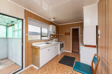 Photo of property in 13 Hewson Crescent, Otaki Beach, Otaki, 5512