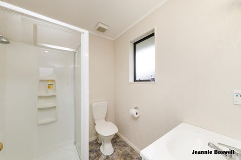 Photo of property in 20 Aspen Way, Kelvin Grove, Palmerston North, 4414