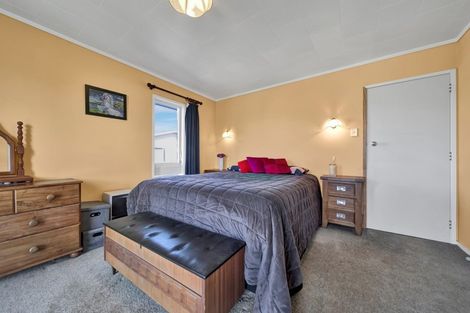 Photo of property in 7 Oleander Place, Bell Block, New Plymouth, 4312