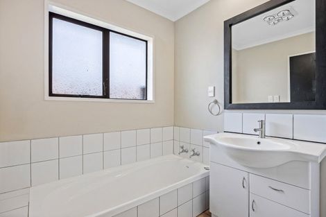 Photo of property in 50 Kowhai Avenue, Rangiora, 7400