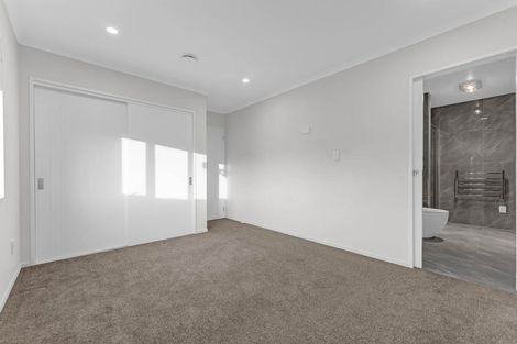Photo of property in 17f Prictor Street, Papakura, 2110