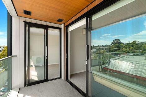 Photo of property in The Victor, 202/4 Bute Road, Browns Bay, Auckland, 0630