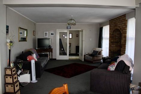 Photo of property in 32 Marlborough Street, Greymouth, 7805