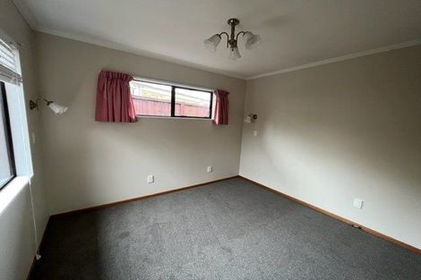 Photo of property in 15 Vincent Street, Waterloo, Lower Hutt, 5011