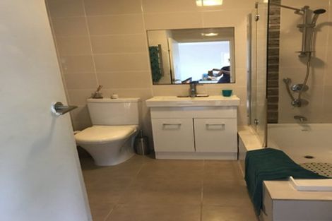 Photo of property in 2/25 Birchfield Road, Hauraki, Auckland, 0622