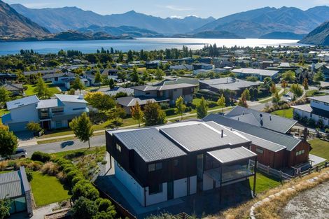 Photo of property in 11 Clearview Street, Wanaka, 9305