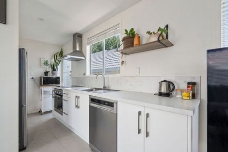 Photo of property in 1/11 Radnor Street, St Albans, Christchurch, 8014