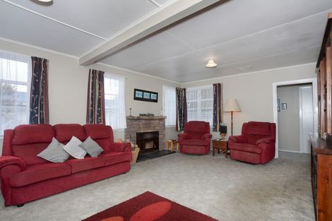 Photo of property in 18 Ngareta Street, Marton, 4710