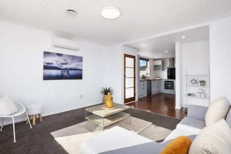 Photo of property in 90a Oxford Street, South Dunedin, Dunedin, 9012