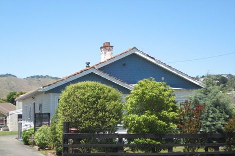 Photo of property in 32 Somerfield Street, Somerfield, Christchurch, 8024