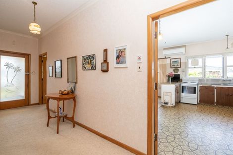 Photo of property in 63 Braid Road, St Andrews, Hamilton, 3200