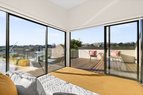 Photo of property in 32a Lucknow Road, Havelock North, 4130