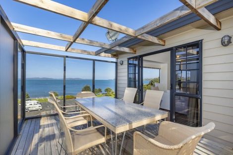Photo of property in 28 Kahurangi Place, Snells Beach, 0920