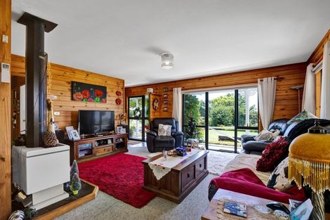 Photo of property in 1327 South Road, Kaitake, New Plymouth, 4374