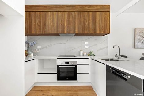 Photo of property in 2/24 Carnoustie Drive, Wattle Downs, Auckland, 2103