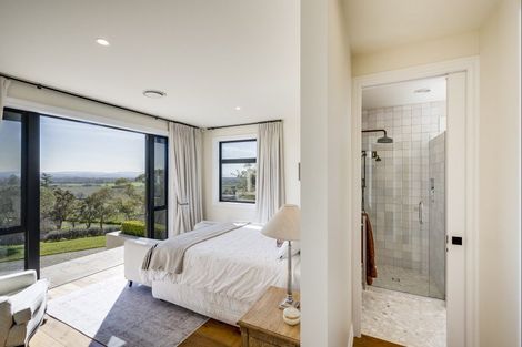 Photo of property in 42 Mclean Road, Havelock North, 4294