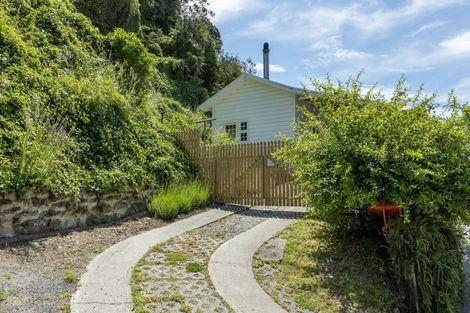 Photo of property in 124a Shakespeare Road, Bluff Hill, Napier, 4110